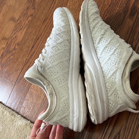 Women’s APL Techloom Phantom WHITE - size 8 - Picture 9 of 10